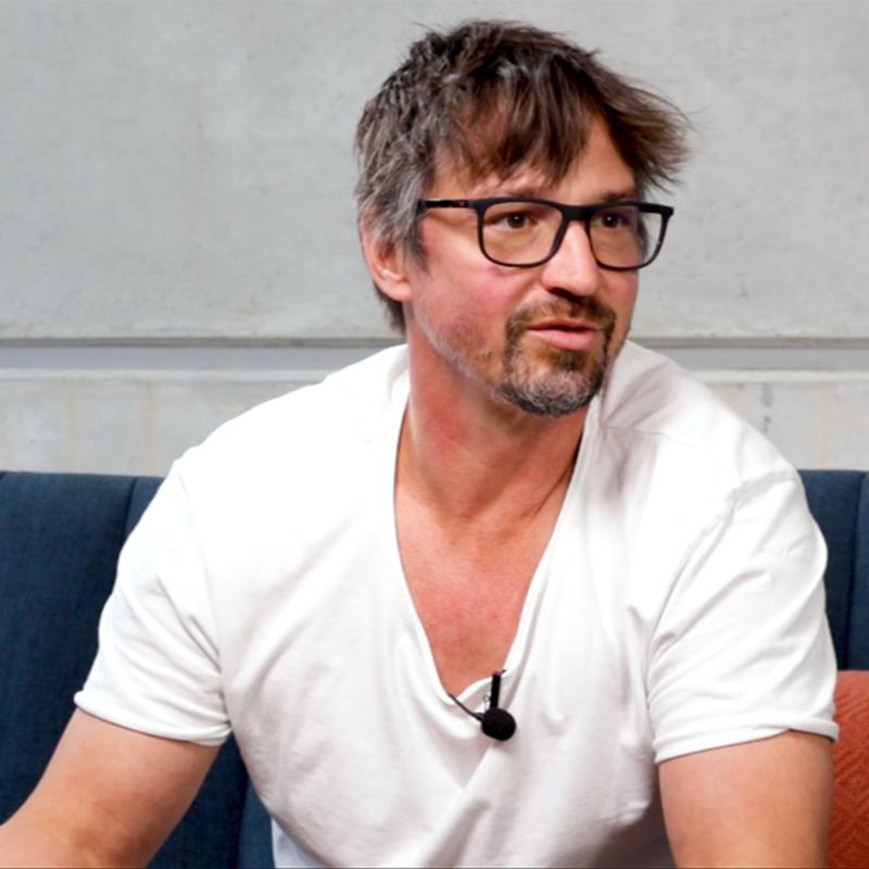 Obrázek epizody Pokud dítě neumí překonávat překážky, drahé vybavení mu nepomůže, říká Čajánek