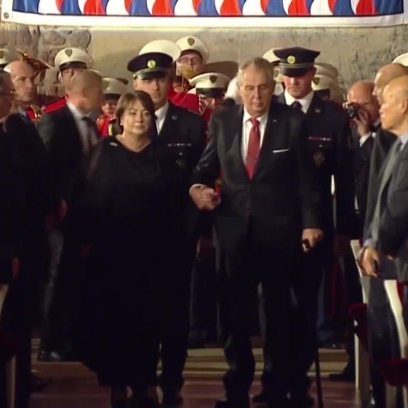 Obrázek epizody Začíná boj o prezidentské křeslo