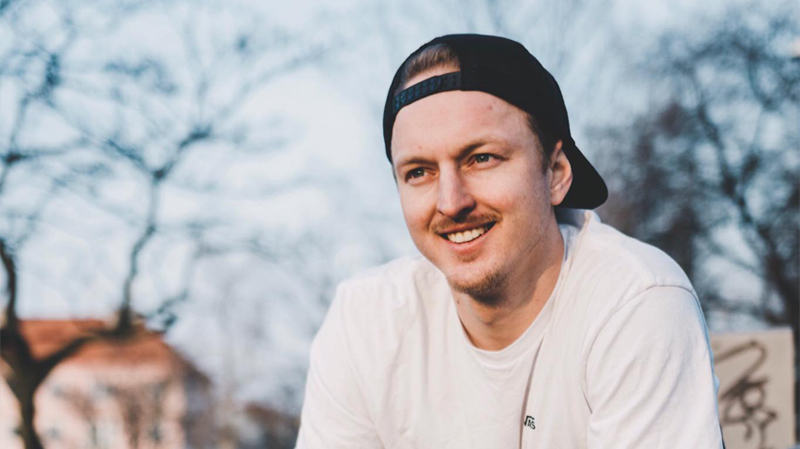 Obrázek epizody V každém tréninku se snažím dostat do flow, říká skateboardista Martin Pek 