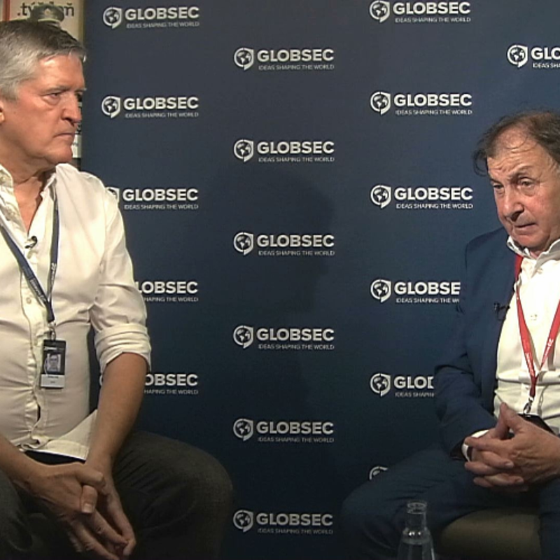 Obrázek epizody .pod lampou s Michaelom Žantovským: Trump, Európa a Václav Havel