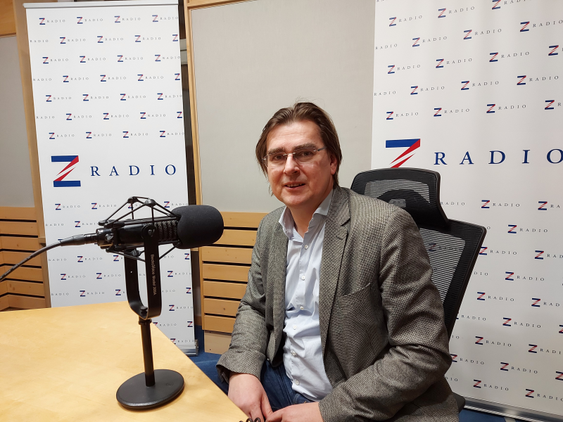 Obrázek epizody Podle ekonoma Lubomíra Lízala je polovina státního dluhu kvůli kupování voličů