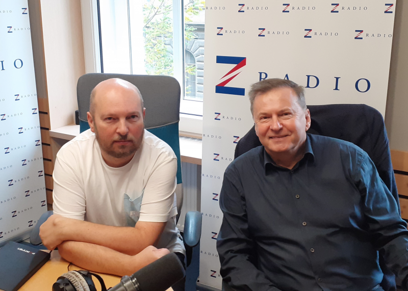 Obrázek epizody Stolní tenistka Matelová se po výhře na turnaji WTT posunula na 39. místo žebříčku. Je příkladem správného sportovce, říká Špaček