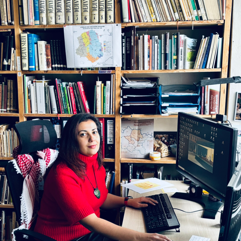 Obrázek epizody Spojujeme minulost s budoucností – s Danou Vedra