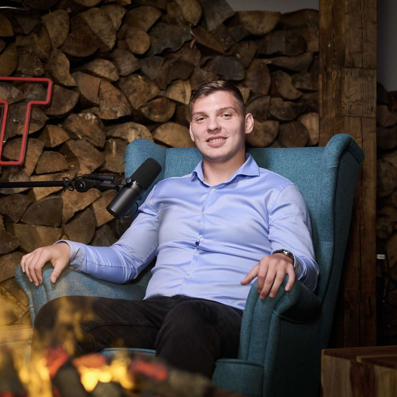 Obrázek epizody Cesta s EY #55 – Matyáš Rejchrt: V týmu Fúzí a akvizic máme rozumný mix mezi hard skillem a soft skillem