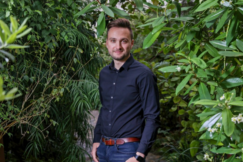 Obrázek epizody I botanické zahrady si mohou vyměňovat semínka rostlin z celého světa. Z jakých koutů jsou rostliny v botanické zahradě Teplice?