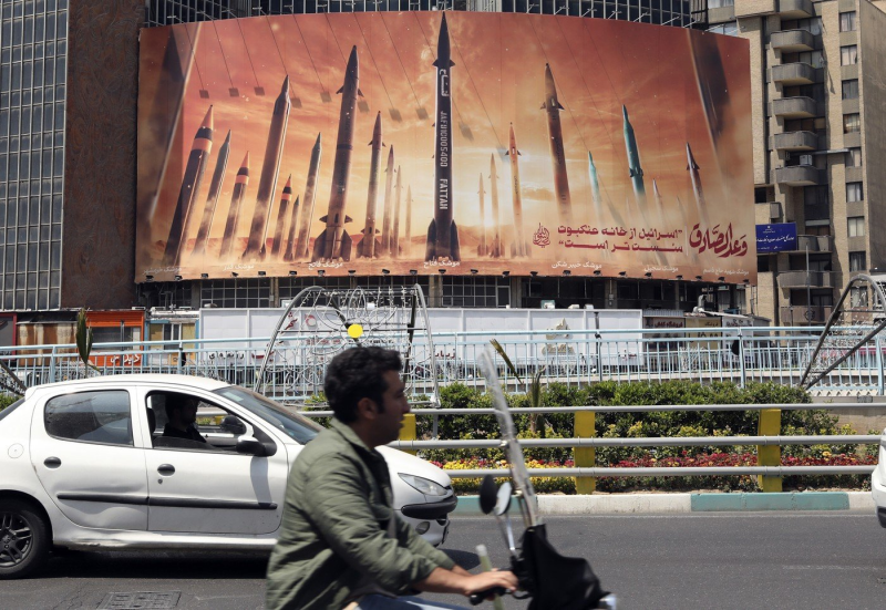 Obrázek epizody Eskalaci konfliktu nechce ani Írán, ani Izrael. Poslechne ale Netanjahu spojence?