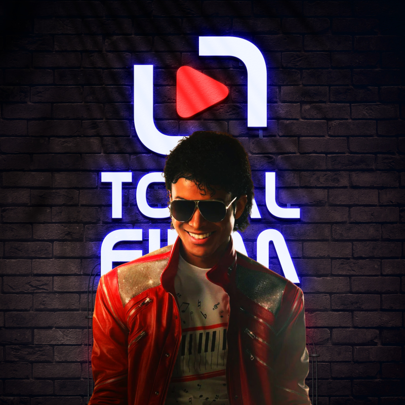 Obrázek epizody Michael Jackson ožívá ve filmu s tím nejtřpytivějším pozlátkem, v němž promlouvají hlavně prázdná místa | Recenze do uší