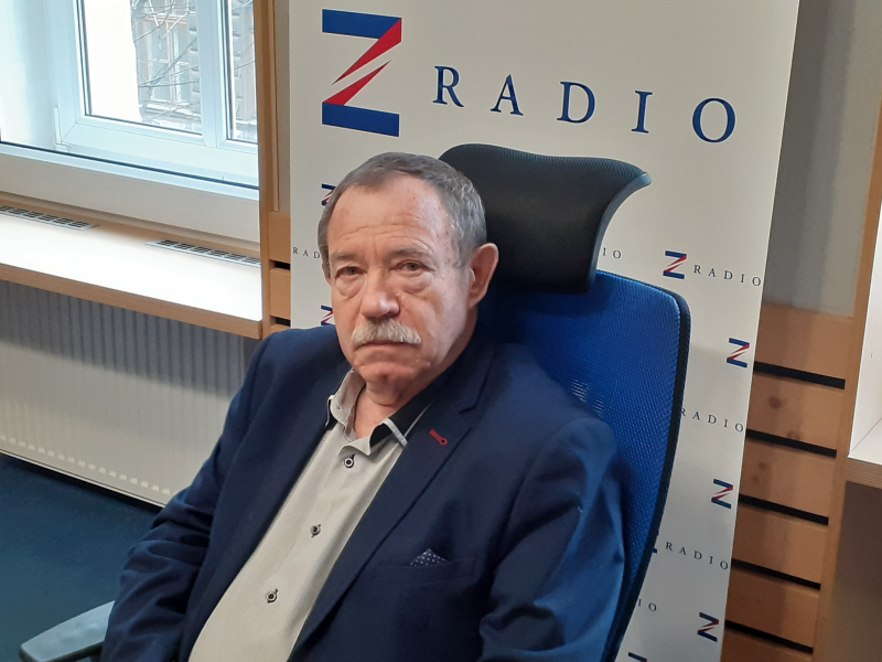 Obrázek epizody Jefim Fištejn: Rus rád odvozuje význam své osobnosti od velikosti svého státu