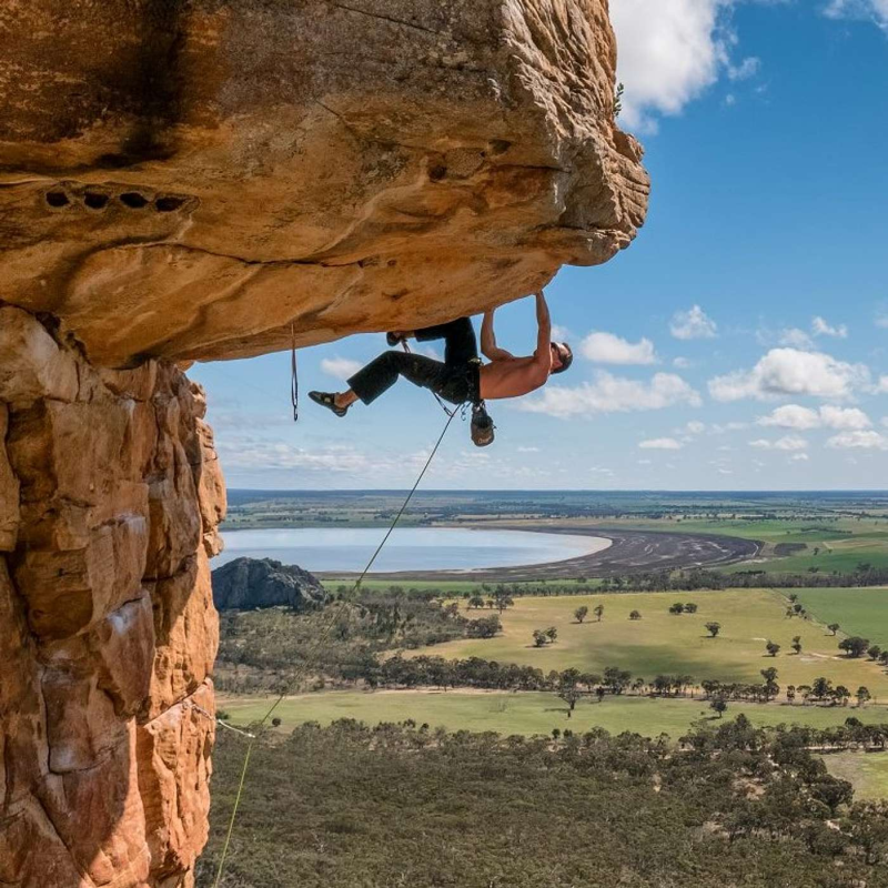 Obrázek epizody 53] Míra Bezecný | Horolezení v Austrálii a 120m free solo