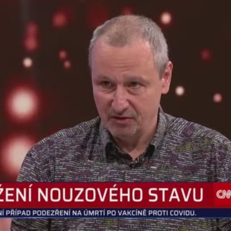 Obrázek epizody Komentátor Komárek o nouzovém stavu a opatřeních (Zdroj- CNN Prima NEWS)