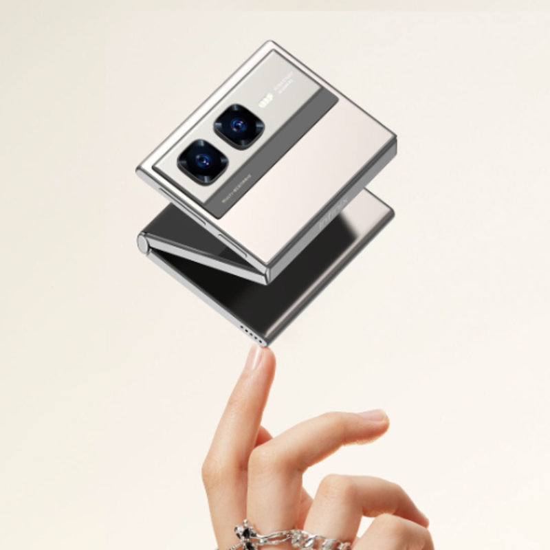 Obrázek epizody Tenké, Skládací a Létající aneb MWC 2025