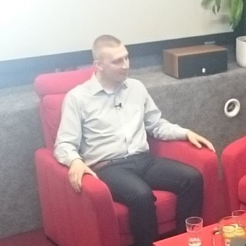 Obrázek epizody 9 - Lukáš Hakoš - Do hlubin elektronické pošty