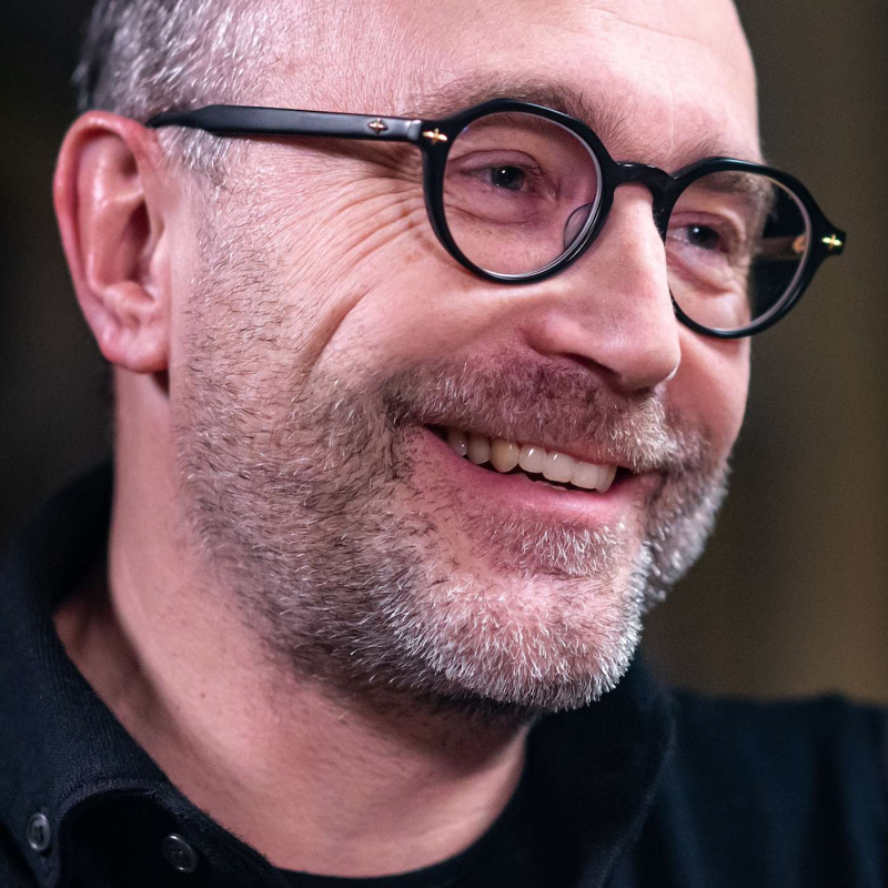 Obrázek epizody Filip Bobiňski ~ Nejen o seriálech První republika, Zlatá labuť a Vyprávěj