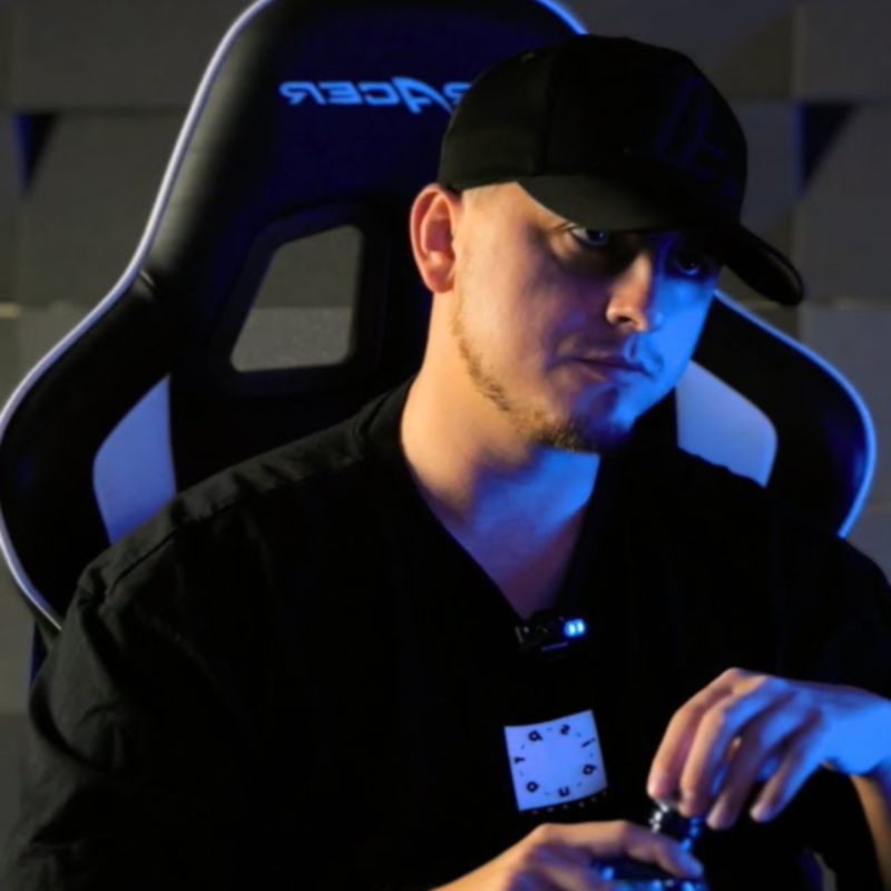 Obrázek epizody ZPOVĚĎ OBĚTI #12: "V dospívání se nás táta pokusil zavraždit"