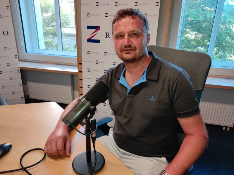 Obrázek epizody Na našich lodích jsou všichni kapitáni Češi a mají velmi vysoký kredit v zahraničí, říká lodní kapitán Jan Hamza