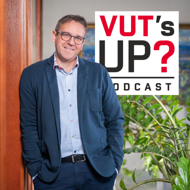 Obrázek epizody Vzdělávání nekončí promocí. S univerzitou můžete růst celý život, klíčové je chtít