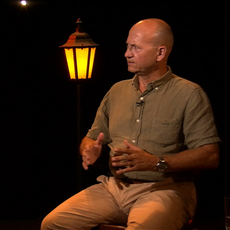 Obrázek epizody .pod lampou s Jaroslavom Spišiakom: Hamran, Šimko alebo ako má fungovať polícia