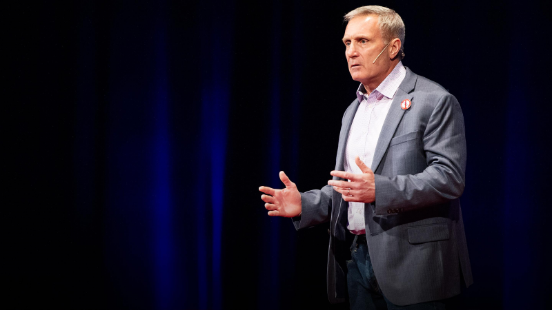 Obrázek epizody Stop making mass shooters famous | Tom Teves