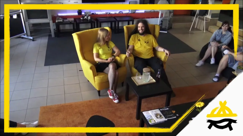 Obrázek epizody Gabriela a Urza s láskou ke svobodě a učení (se) v kolínském Bitclubu