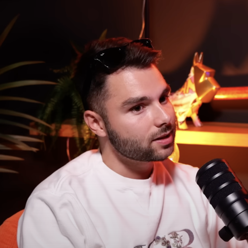 Obrázek epizody 39: KAJUMI?! TAK JAK TO TEDA JE?! Peníze, hejt, OF a život po bouři - ADAM KAJUMI EP39