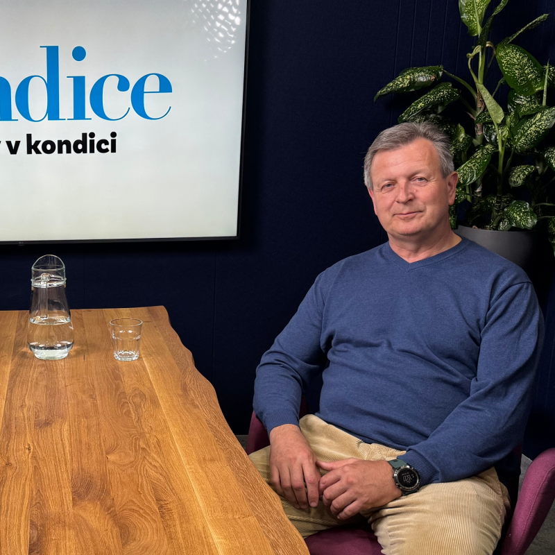 Obrázek epizody Proč nás bolí záda a jaké chyby se v léčbě bolesti dělají? Odpovídá sportovní a rehabilitační lékař Miloš Barna
