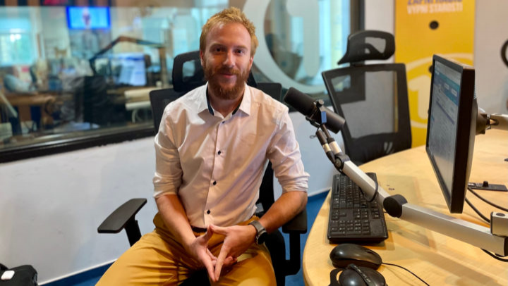 Obrázek epizody Vláda to může zásadně projet, říká aktivista Mikuláš Minář