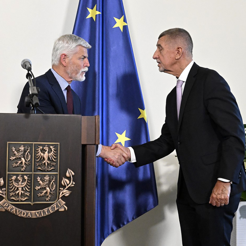 Obrázek epizody Zvládne Petr Pavel ukočírovat Babiše s Okamurou?