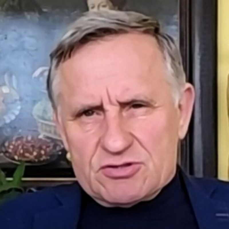 Obrázek epizody Kuloáry | Jiří Čunek (KDU-ČSL): Okamžitě se měla zavést základní vojenská služba, obrana je základ | 10. 4. 2025