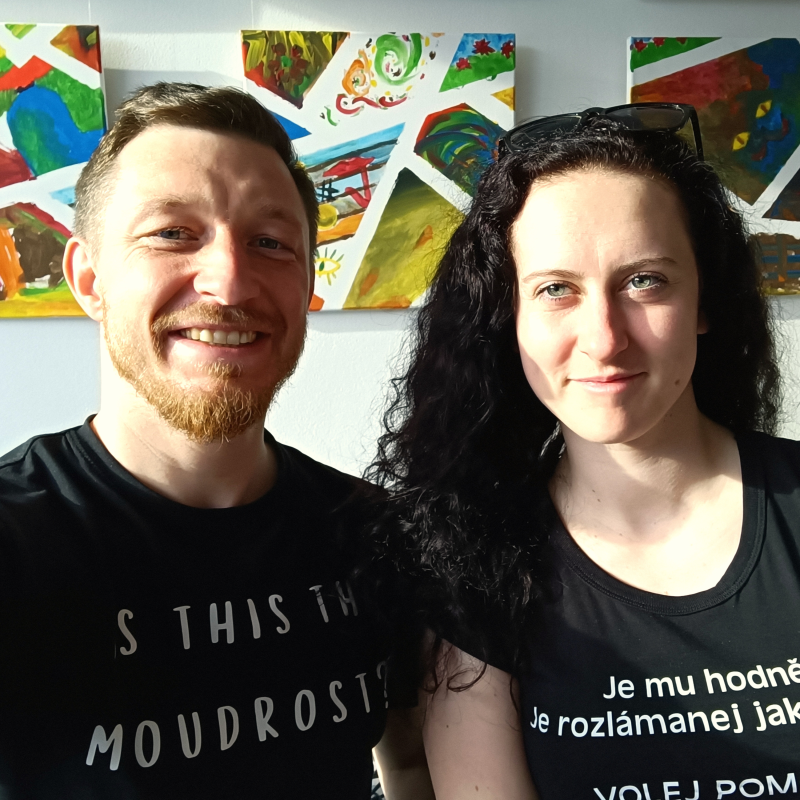 Obrázek epizody Mýty o první pomoci: Může se dítě popálit kávou s mlékem? (MUDr. Klára Westfálová, PrPom)