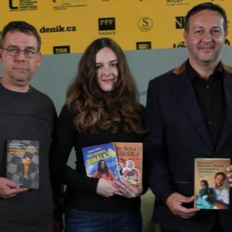 Obrázek epizody Není umění nechat se zastřelit. V mnoha ohledech je život na Blízkém východě dál než u nás, říká Tureček v debatě o zahraničních misích