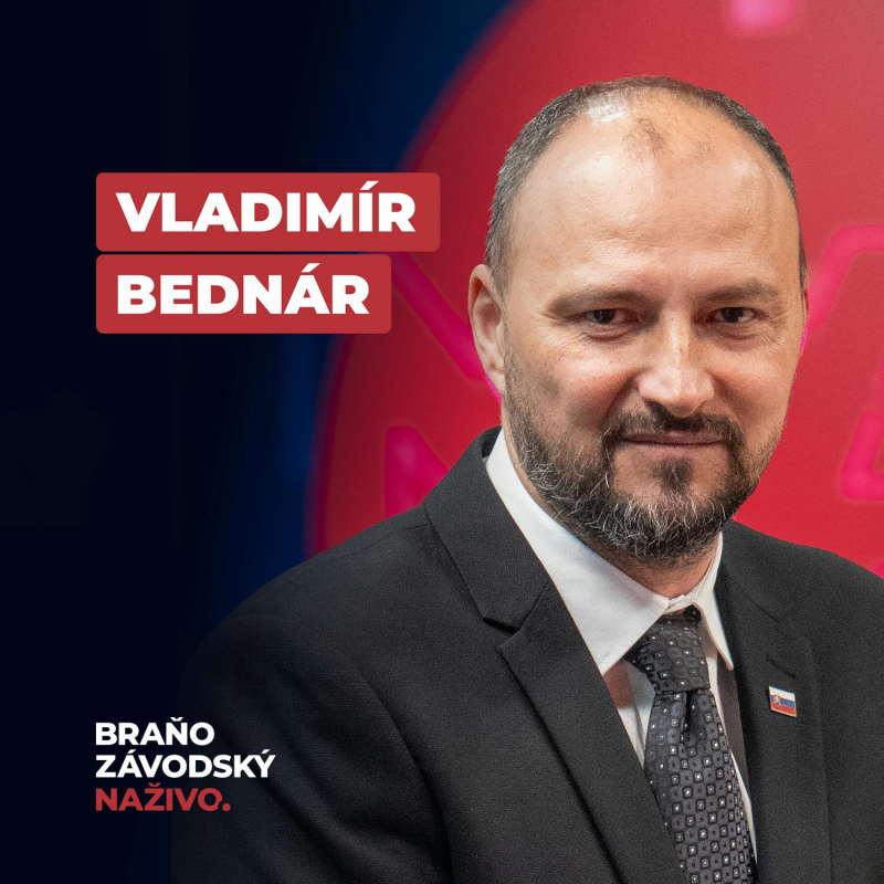 Obrázek epizody Bednár: Aktuálne sme čiernou ovcou Európy. Tento post sme prebrali po výmene garnitúry v Maďarsku