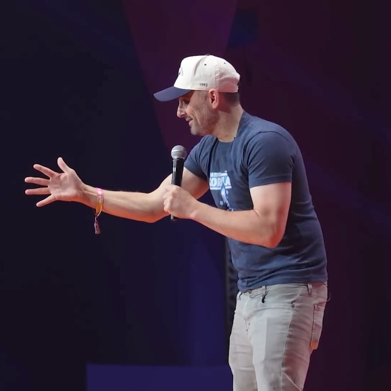 Obrázek epizody Top 8 Social Media Marketing Tips That Still Work in 2025
