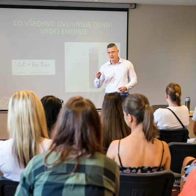 Obrázek epizody Bloncka se ptá Coache - Jak cvičit s artrózou?