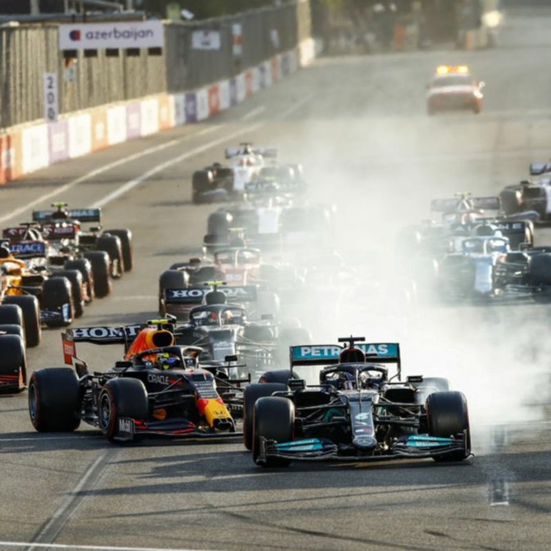 Obrázek epizody Závodní InstaPokec z Baku: Velká cena na 2 kola