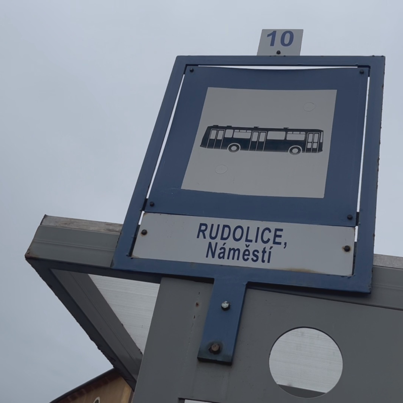 Obrázek epizody S platností od neděle 3. září dochází v autobusovém provozu městské hromadné dopravy v Mostě k několika změnám jízdních řádů.