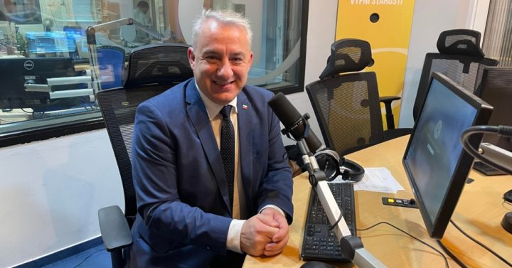 Obrázek epizody Josef Středula: Předčasné volby? Někdy je lepší karty rozdat znovu