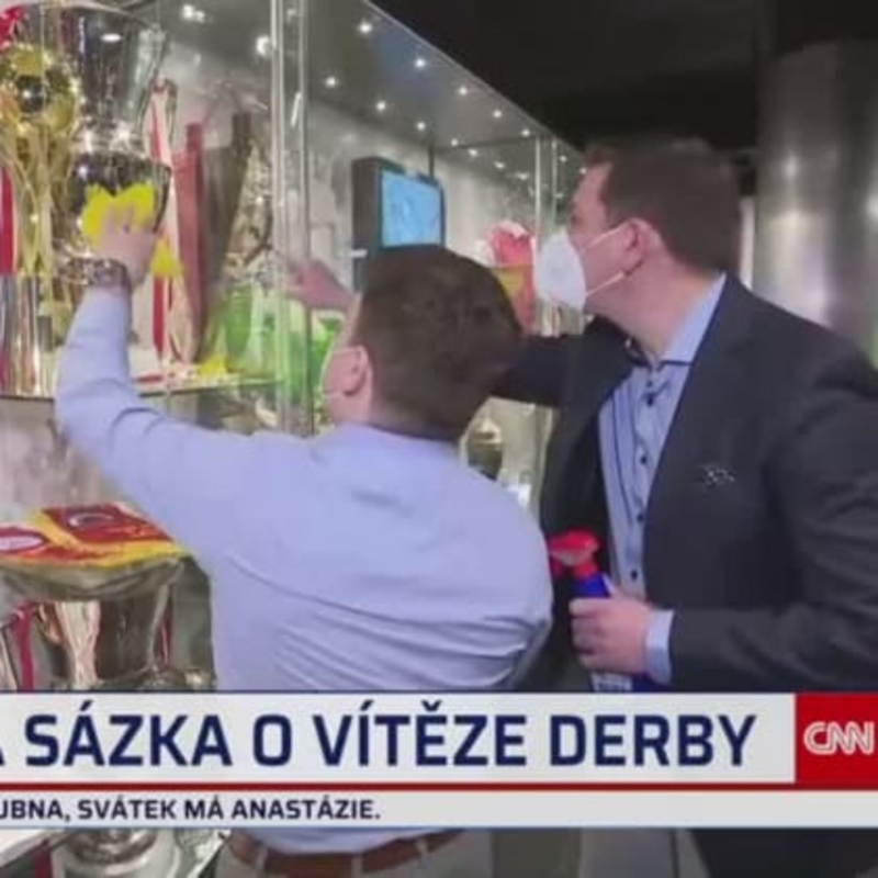 Obrázek epizody Sparťan Patrik Nacher musel vyleštit slávistickou vitrínu