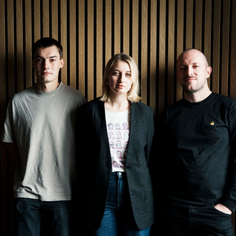 Obrázek epizody Neviditelní ministři, viditelný Vondráček a Rajchl. Jak jde SPD vládní angažmá