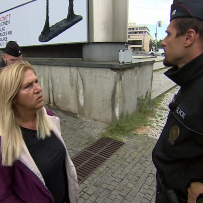 Obrázek epizody Policie v akci IV (104) - Záhadný kufřík / Psycho otec / Velká rodina / Letiště - Sledujte na iPrima.cz