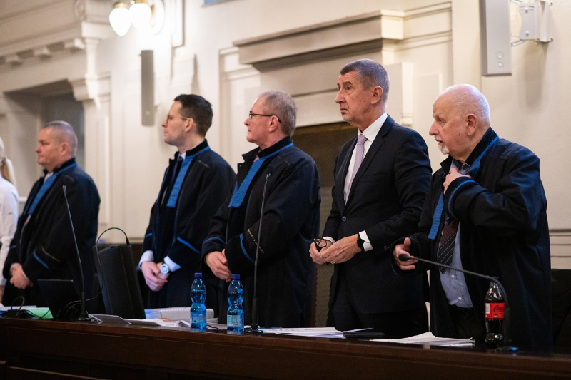 Obrázek epizody Čapí hnízdo se vrací k soudu. Odejde Babiš po letech s trestem?