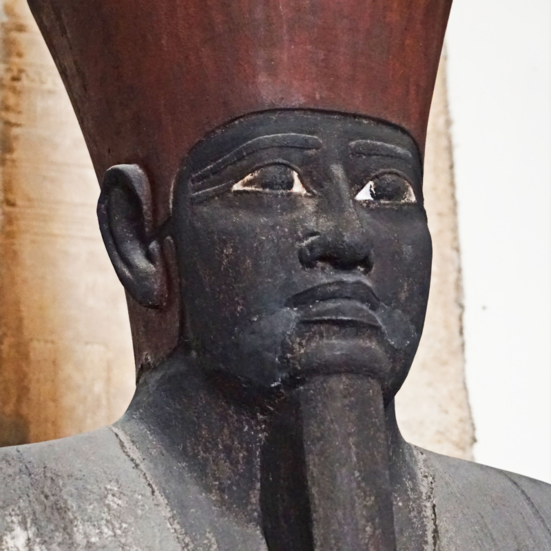 Obrázek epizody Introducing: The Middle Kingdom