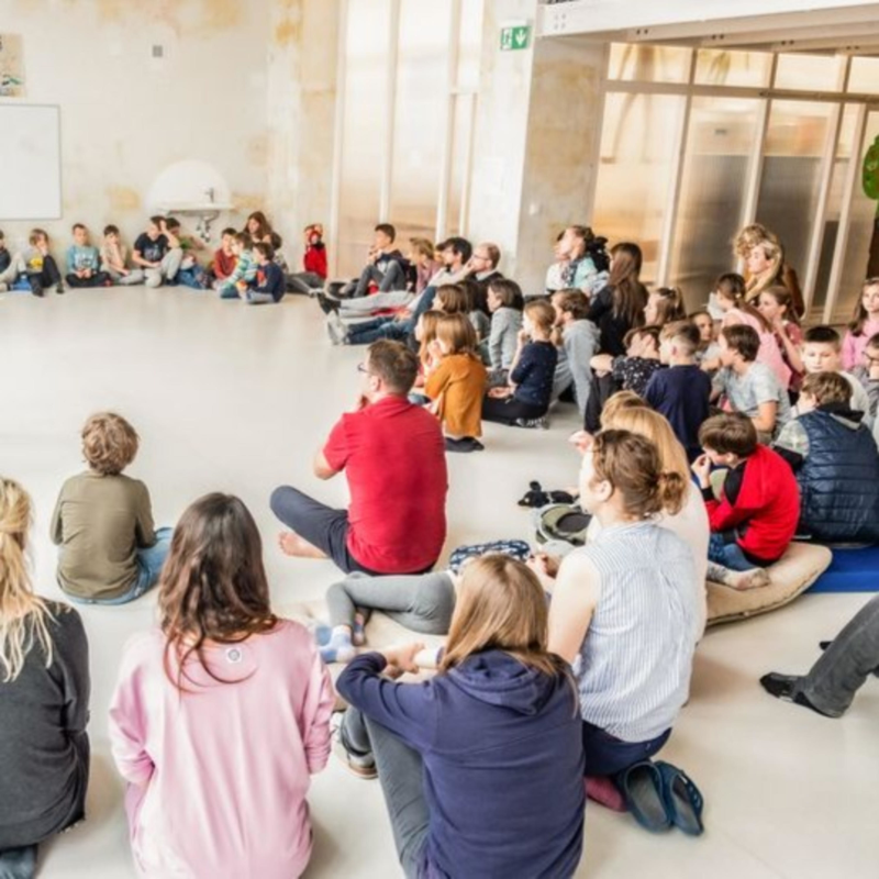 Obrázek epizody Kecičky ze Scioškoly #1 - O projektové výuce s Radkem G.