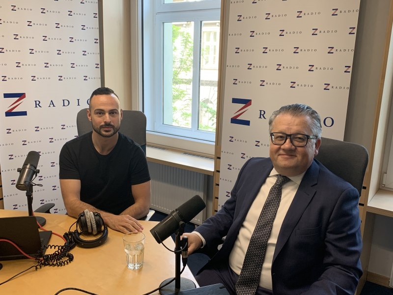 Obrázek epizody Letecká doprava se v nejbližší době do stavu před pandemií nevrátí, myslí si expert Petr Kováč