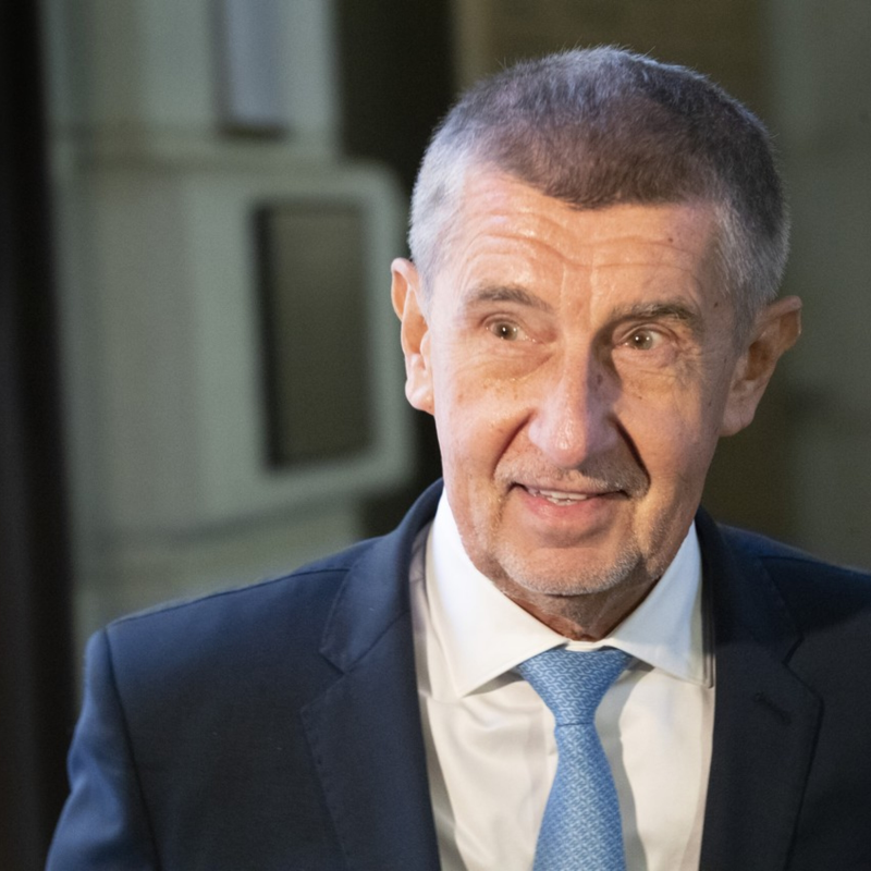 Obrázek epizody Mimořádné vysílání: Babiš se pustí do boje o Pražský hrad. Měl jsem a stále mám jeden cíl, řekl