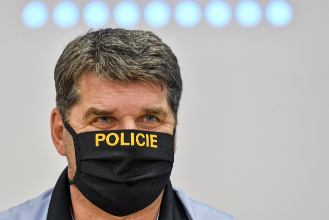 Obrázek epizody Jan Švejdar: Počítáme s tím, že tato situace může trvat třeba rok. Policie je na to připravená