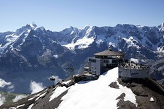 Obrázek epizody Na vrcholu Schilthorn zajděte do otáčivé restaurace, kde vás na toaletě překvapí James Bond, a pak sjeďte dolů nejstrmější sjezdovkou v Evropě, říká Alena Koukalová ze Switzerland Tourism