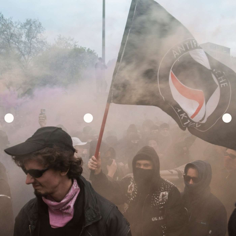 Obrázek epizody Koho ohrožuje Antifa?
