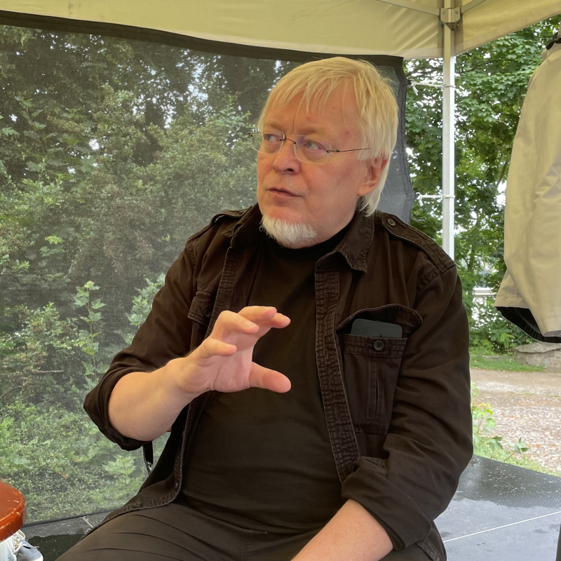 Obrázek epizody Ohlasy naživo s Pavlem Kosatíkem o současném Slovensku a o boskovických tématech v jeho práci