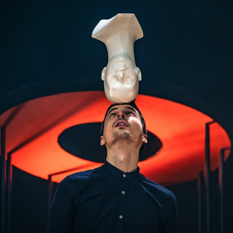 Obrázek epizody Filip Zahradnický: Profesionální cirkusová škola znamenala zlom v mé kariéře žongléra