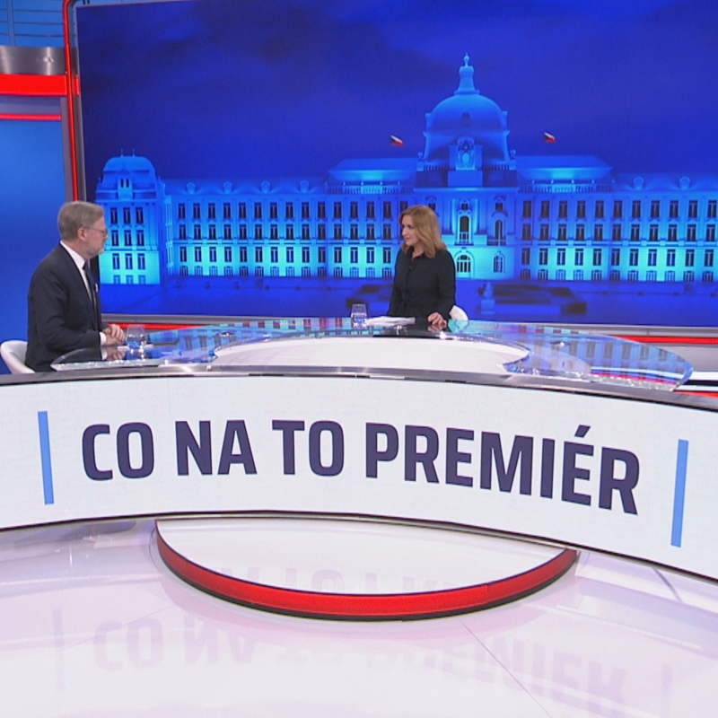 Obrázek epizody Co na to premiér: Řítíme se do zdi. Fiala promluvil o pozdějším odchodu do důchodu i daních